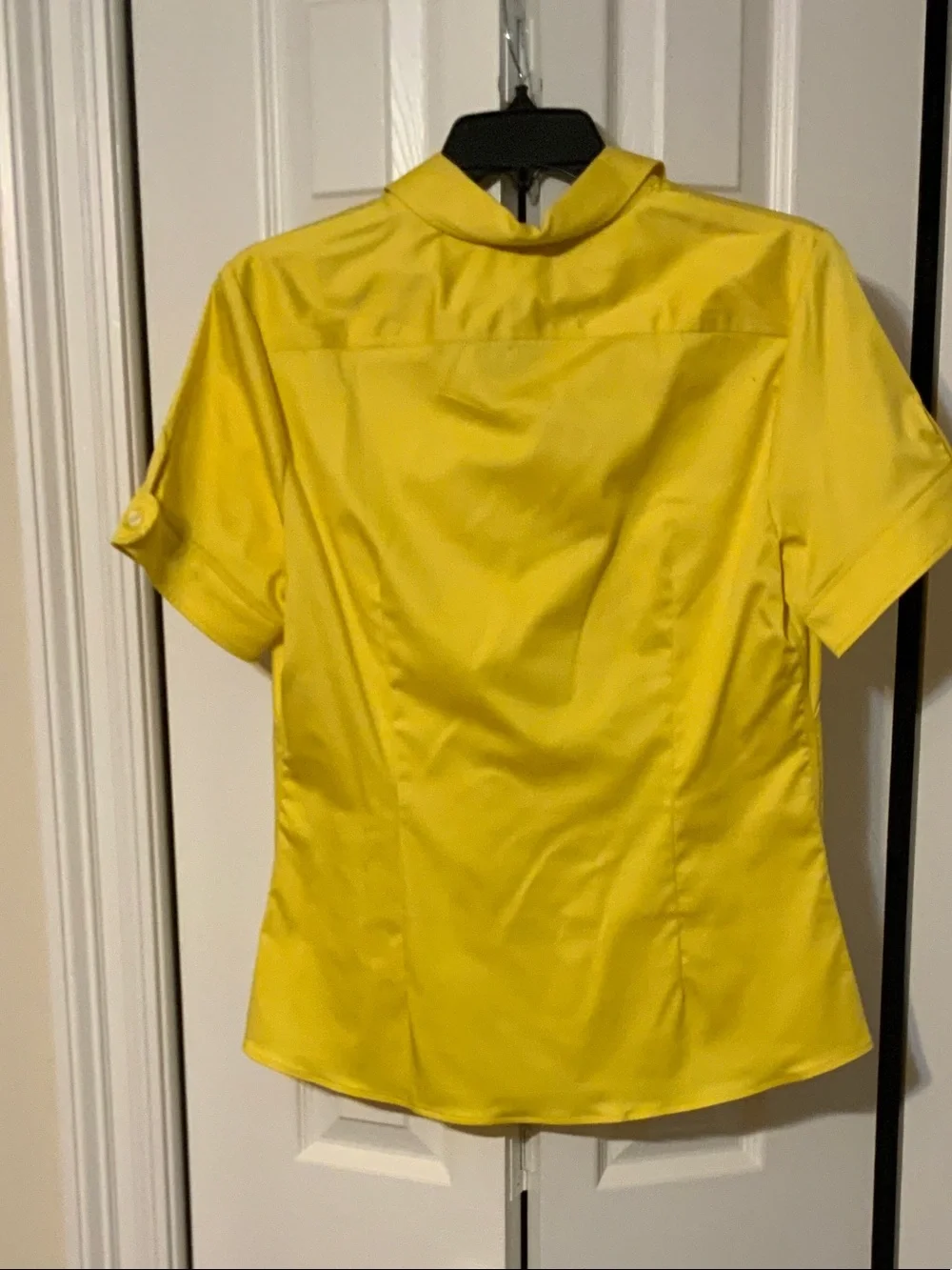 Banana Republic Yellow Short-Sleeve Button-Down Shirt - Picture 4 of 4